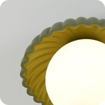 Lampada da soffitto cromata dal design minimalista